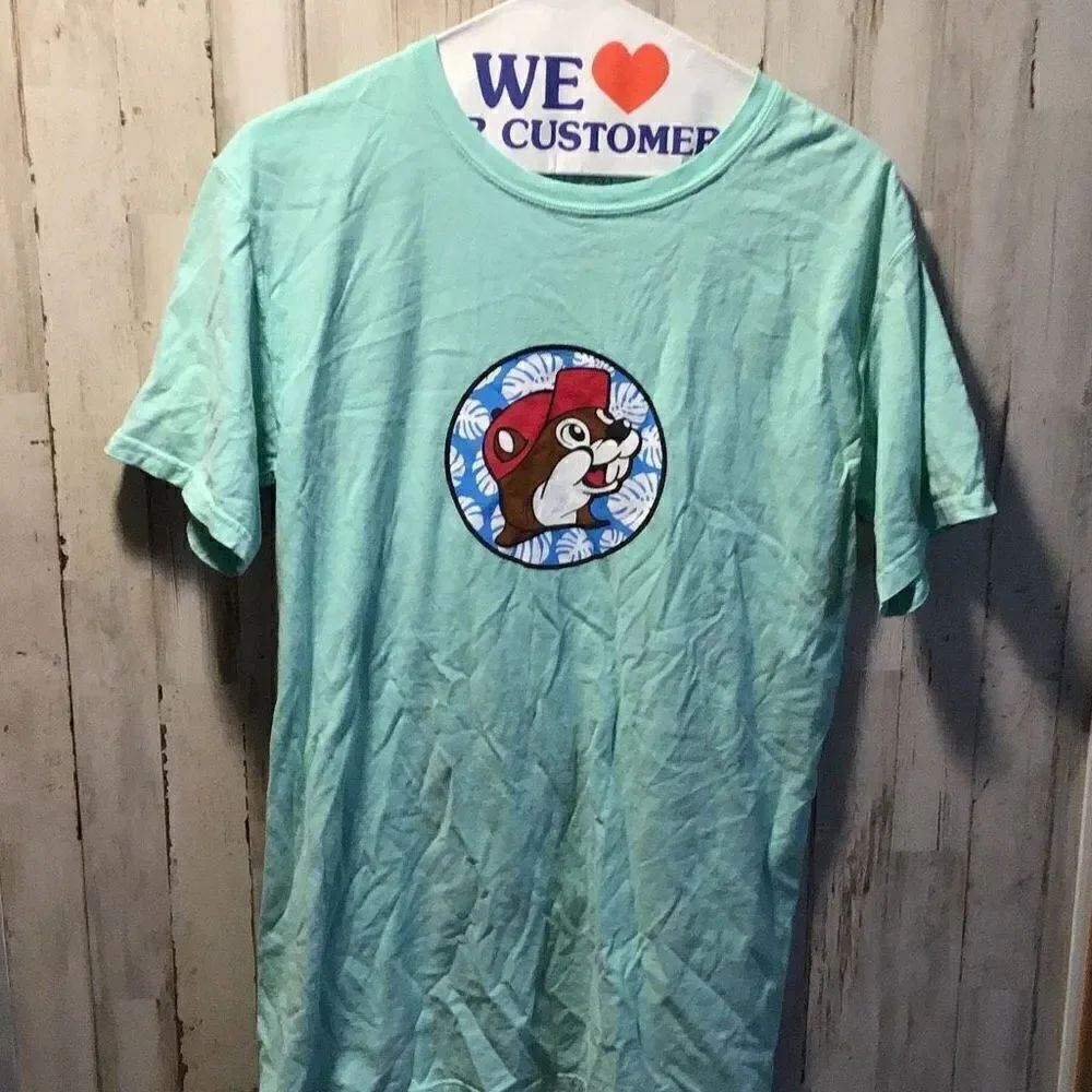 Buc-cees Texas tee shirt adult small